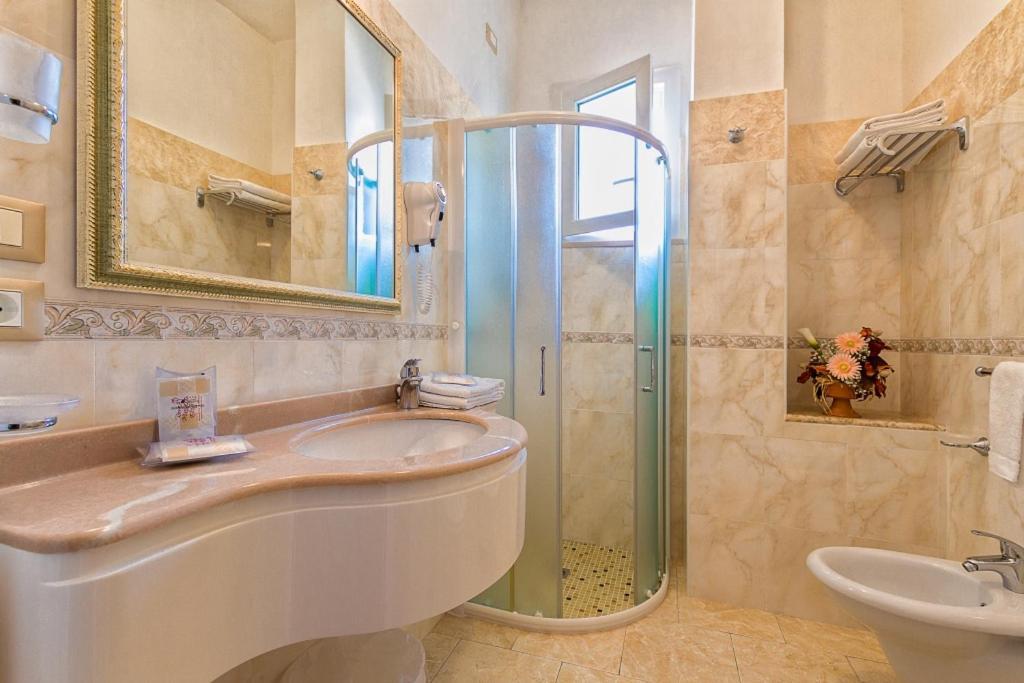 Hotel Rosa Maria Elite Bellaria-Igea Marina Zewnętrze zdjęcie