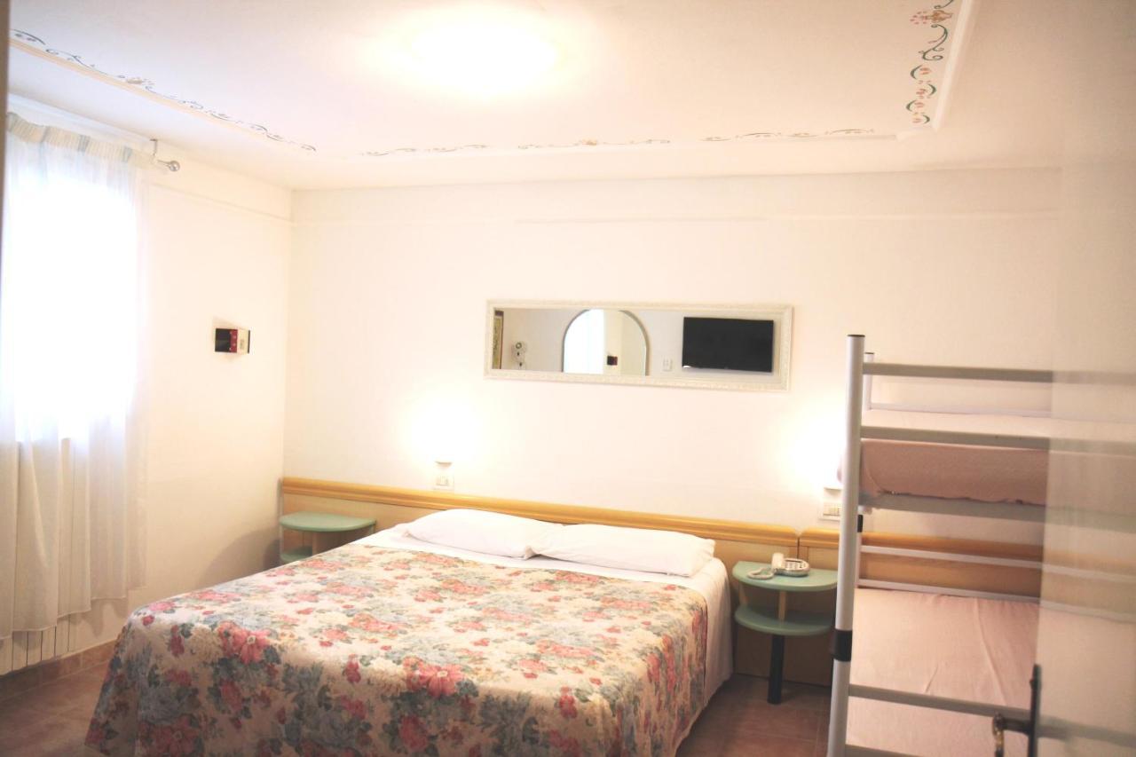 Hotel Rosa Maria Elite Bellaria-Igea Marina Pokój zdjęcie